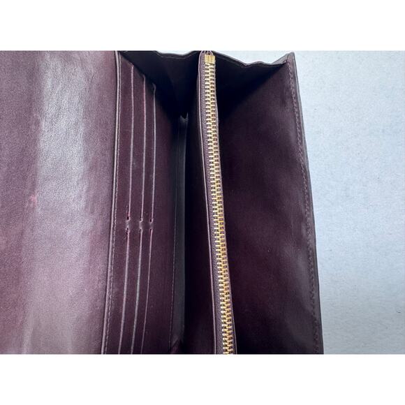 Louis Vuitton Vernis Portefeuille Sarah Wallet Amarante beautiful color - Picture 6 of 10